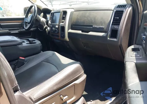 2016 Ram 1500 Laramie из США, поврежденный, VIN 1C6RR6VT0GS389778